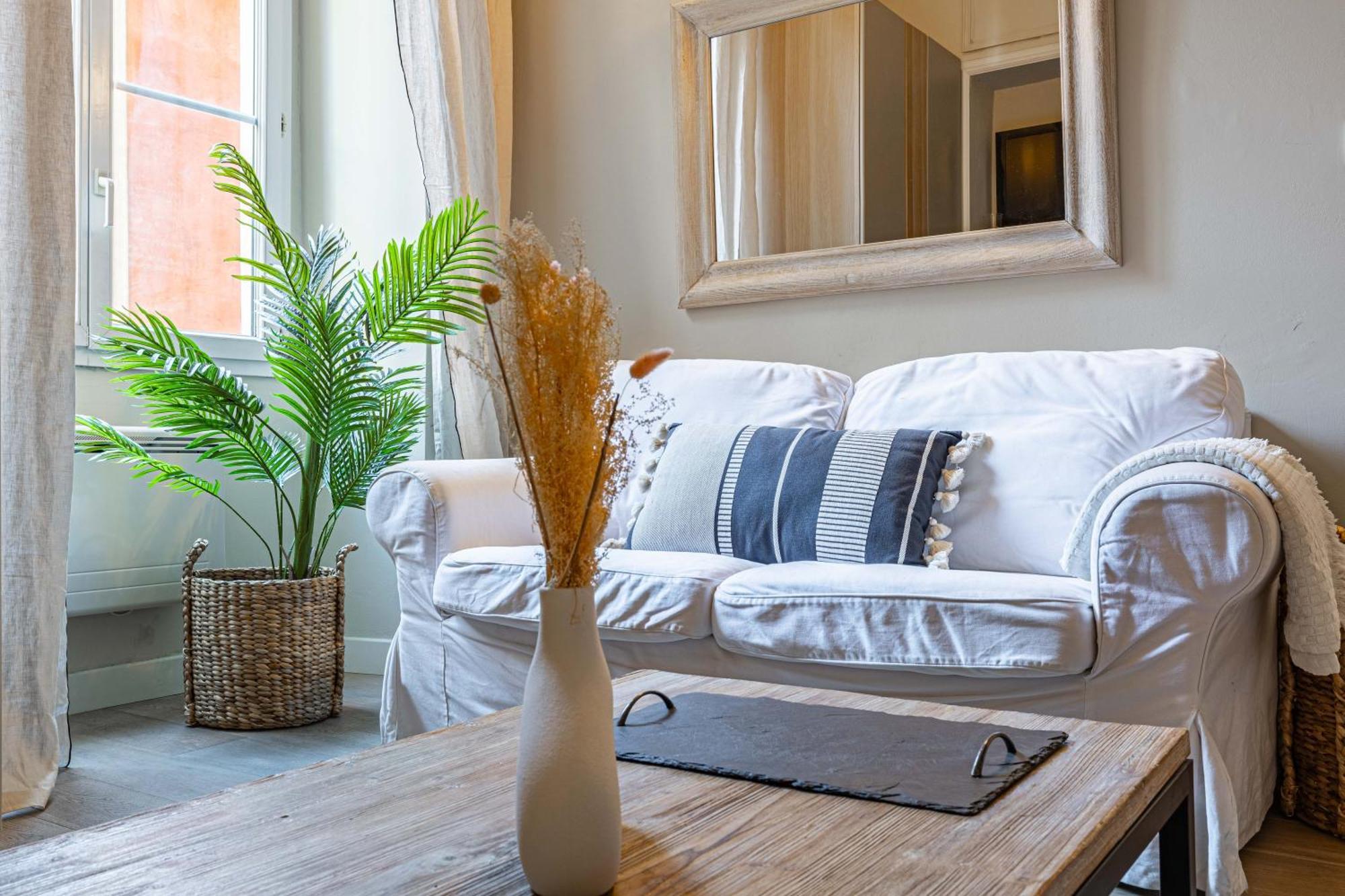 New!Chic Oasis Apt, Heart Of Nice, Family Friendly, Walking To The Beach! Luaran gambar